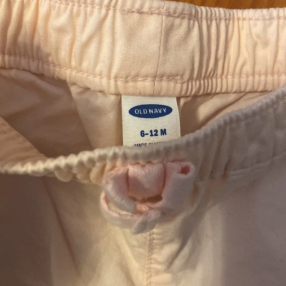 Old navy light pink cotton ruffle shorts